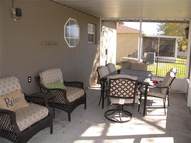 Building Photo - 1821 Corner Meadow Cir