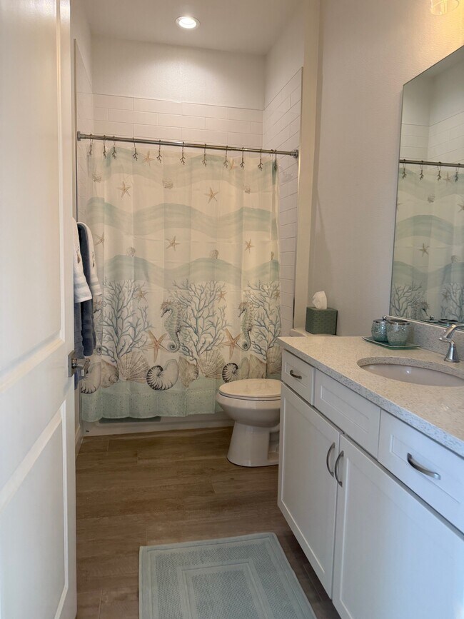 Building Photo - 11715 1st St E