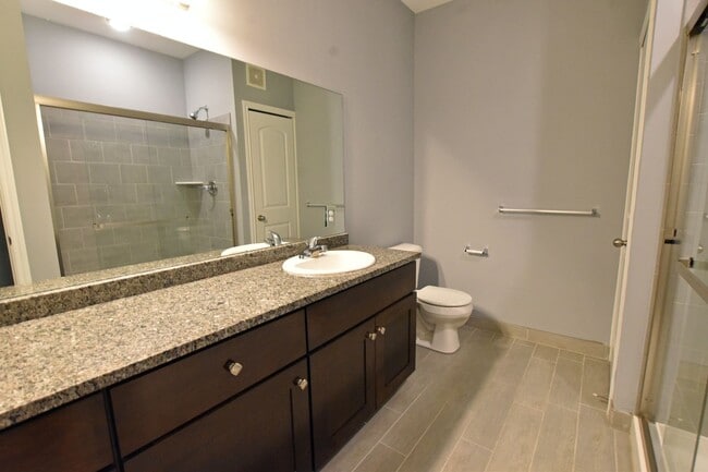 Building Photo - Shelby Township-2 Bedrooms, 2-Baths, Attac...
