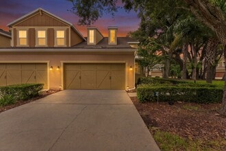 Building Photo - Stunning 3 BR + LOFT / 2.5 BA/ 2-Car-Garage Townhome in GATED community!