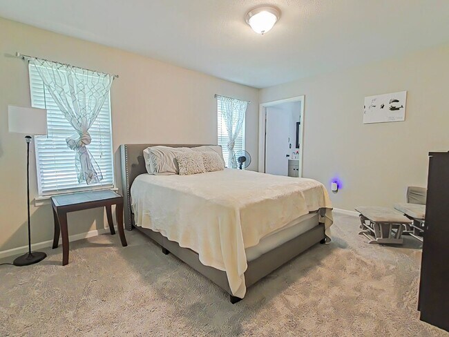 Building Photo - 3 Bed 2 Bath with a POOL in Martinez!