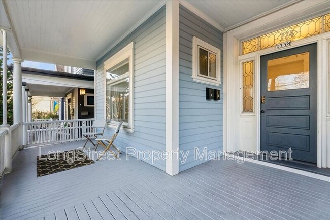 Building Photo - 2338 NW Hoyt St