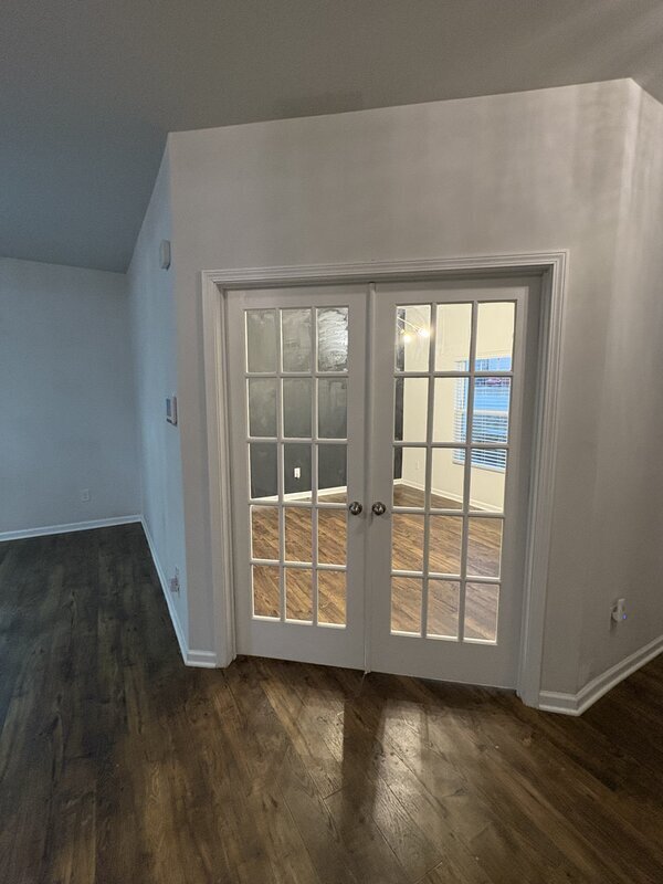 Building Photo - 407 Lakemont Dr