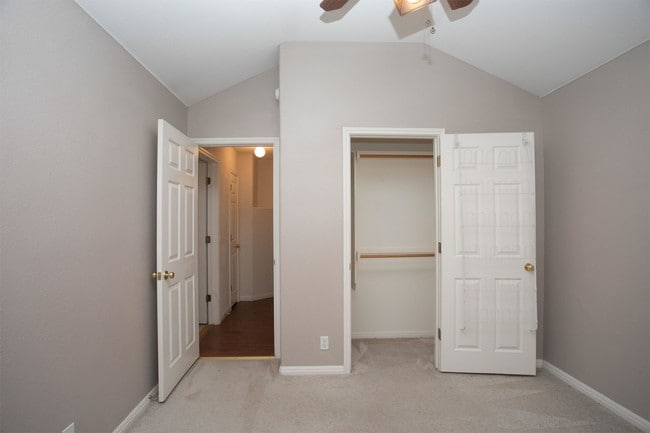 Building Photo - 16910 Tortoise St