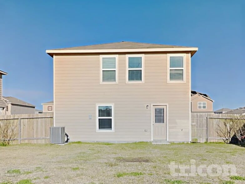 Building Photo - 5718 Treasure Cove Rd