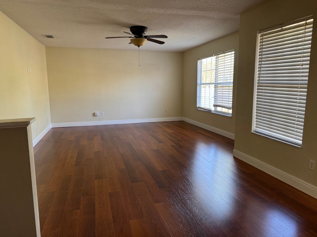 Building Photo - 15206 Perdido Dr