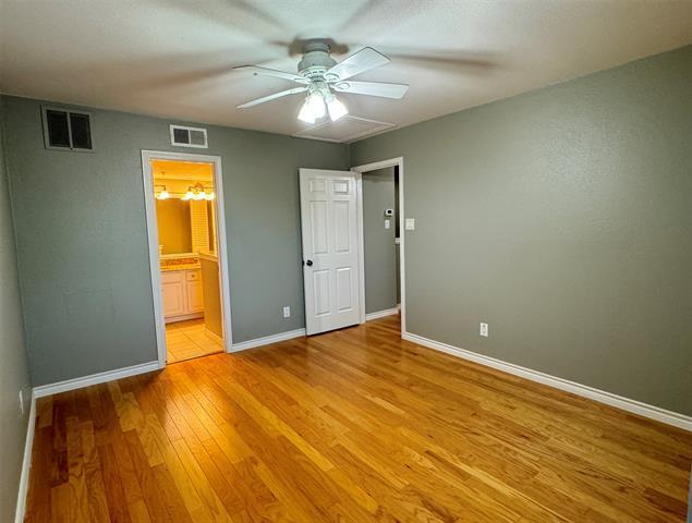 Building Photo - 6000 Auburndale Ave
