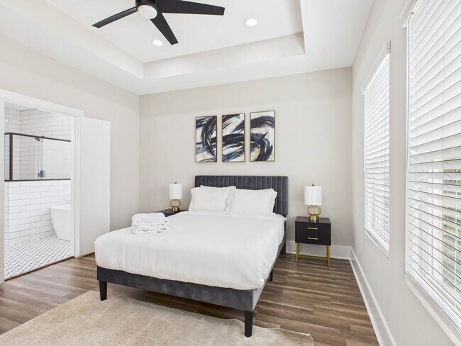 Building Photo - 6310 Norland St