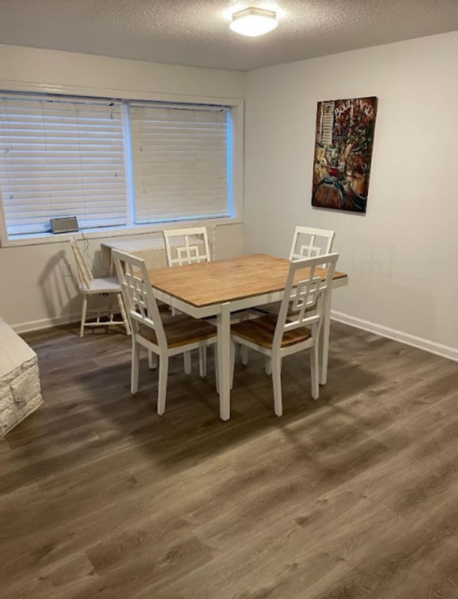 Building Photo - Furnished 2BD/1BTH
