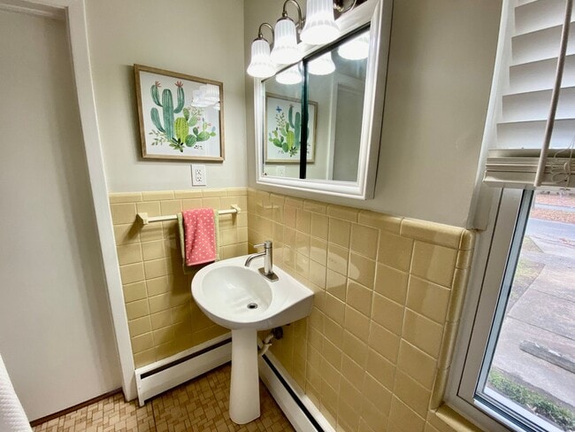 Building Photo - Ready 02-23-26!! Reserved Parking, Pet Friendly - Centrally Located Near Several Bases & Intersta...