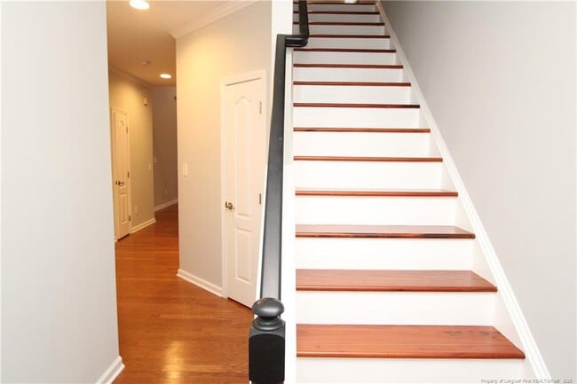 Building Photo - 8367 Primanti Blvd