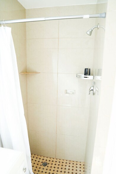 Building Photo - 4838 Muir Ave