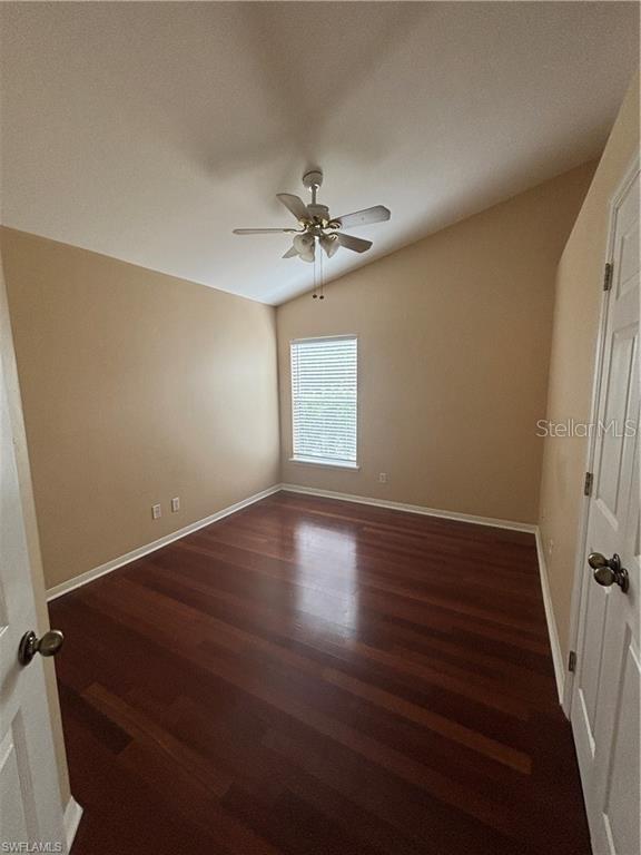 Building Photo - 9200 Middle Oak Dr