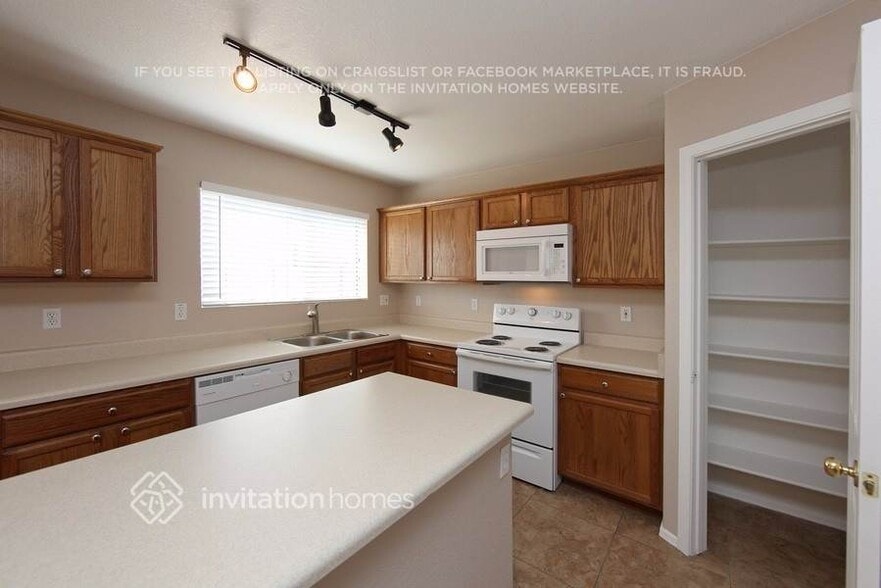 Building Photo - 9705 W Florence Ave