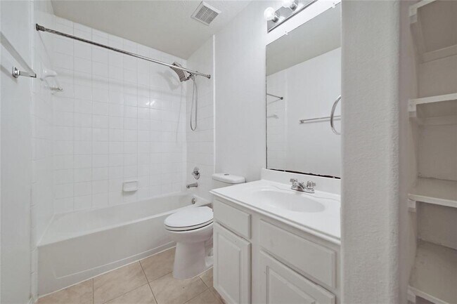 Building Photo - 19247 N Piper Grove Dr