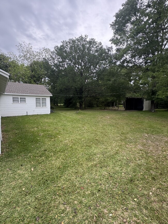 Building Photo - 5795 FM 1122