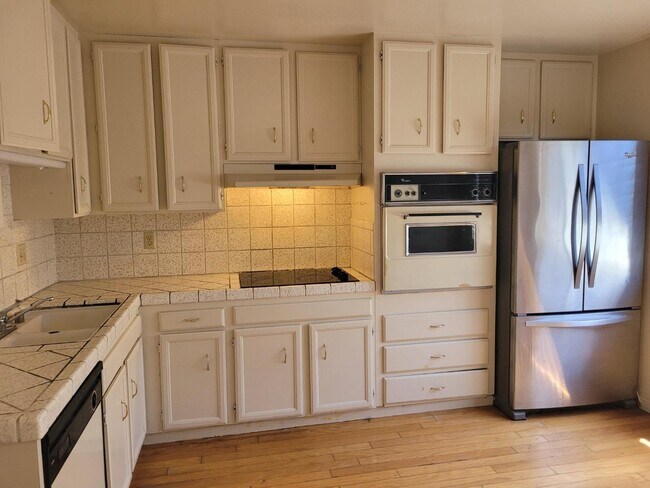 Building Photo - 65 Villa Pacheco Ct