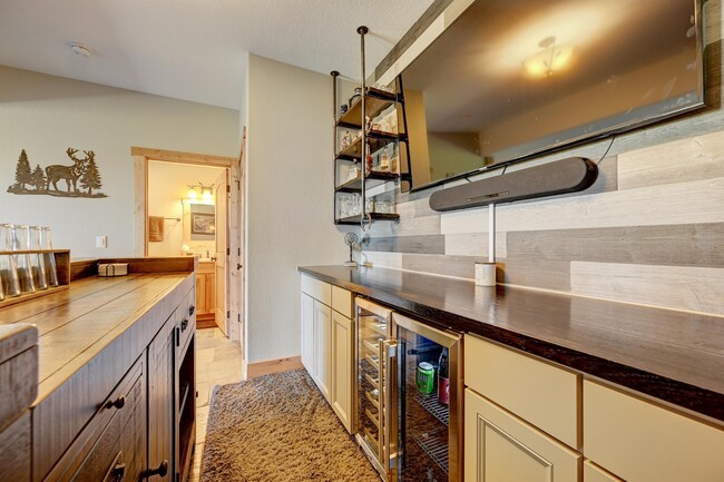 Building Photo - 1224 Lodgepole Dr