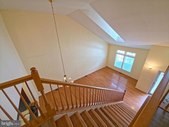 Building Photo - 20875 Killawog Terrace
