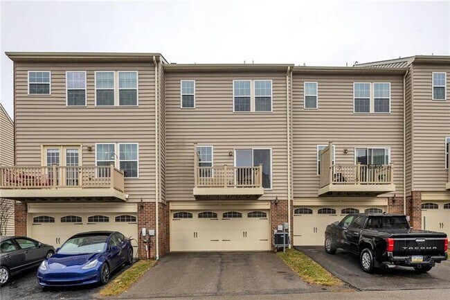 Building Photo - 620 Fairgate Drive