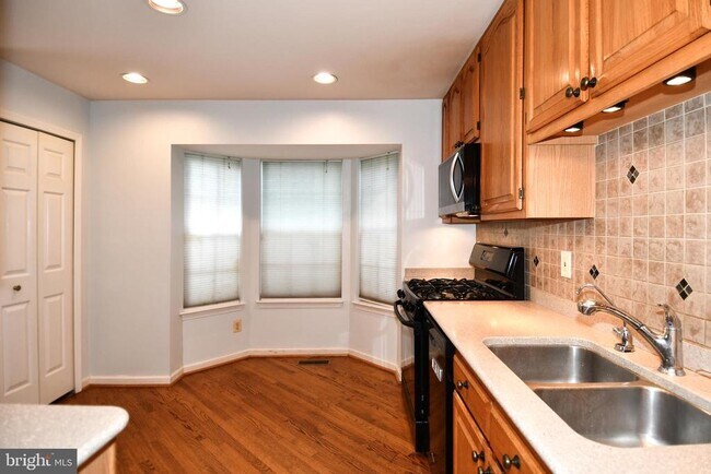 Building Photo - 16853 Capon Tree Ln
