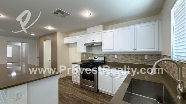 Building Photo - 15946 Silver Tip Way