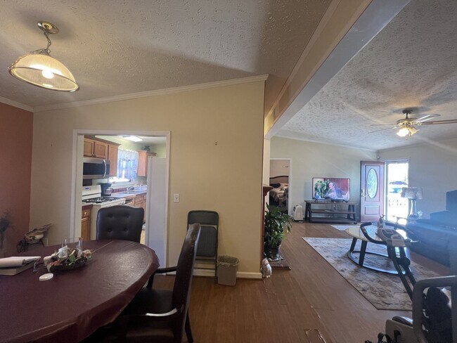 Building Photo - 148 Red Cardinal Ln