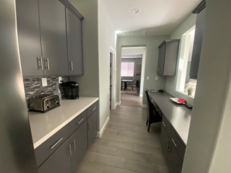 Building Photo - 23673 Kathryn St