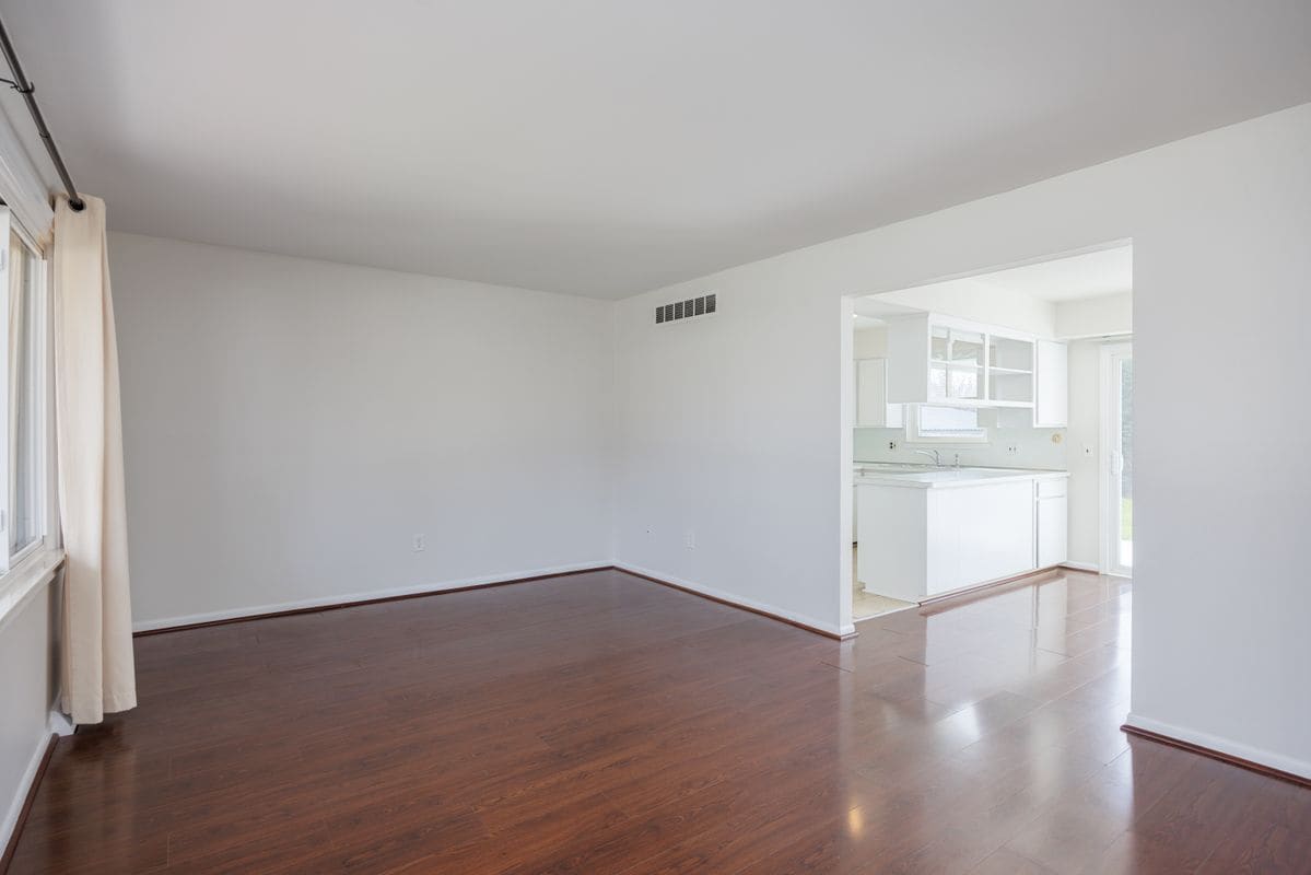 Building Photo - 1717 Nakota Rd