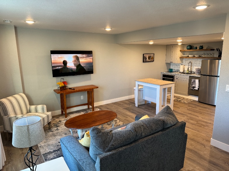 Building Photo - 1832 Sapling Ct