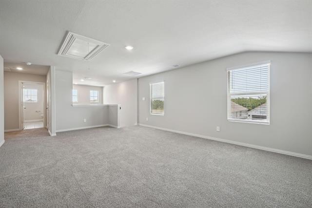 Building Photo - 916 Tulip Trl