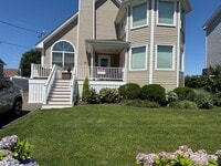 Building Photo - 148 2nd Ave
