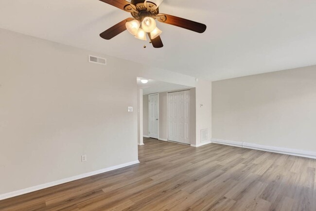 Building Photo - Updated 3BR Home in Virginia Beach with Modern Finishes & Prime Location