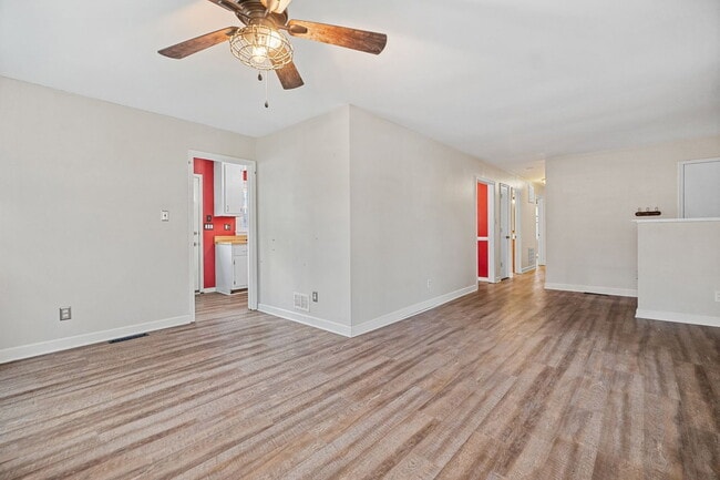 Building Photo - 8323 Outpost Cir