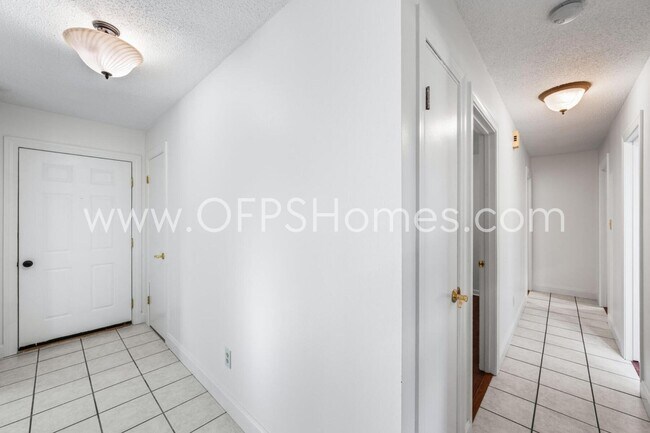 Building Photo - 434 Fleshman Dr