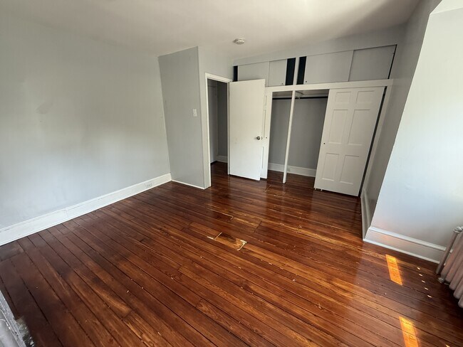 Building Photo - 302 Horace Ave