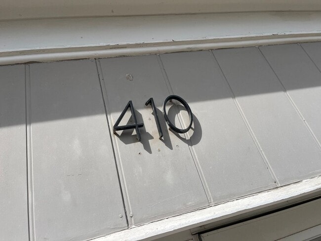 Building Photo - 410 Quincy St