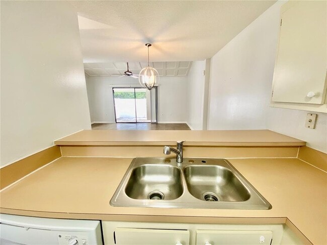 Building Photo - 5056 Ernst Ct