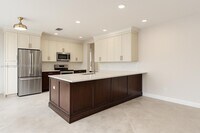 Building Photo - 214 La Costa Ct