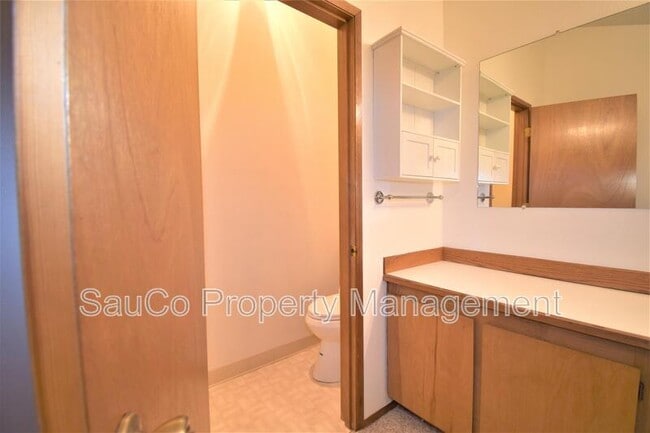 Building Photo - 9964 SW Trapper Terrace