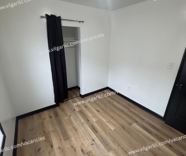 Building Photo - 4338 Torrence Ave