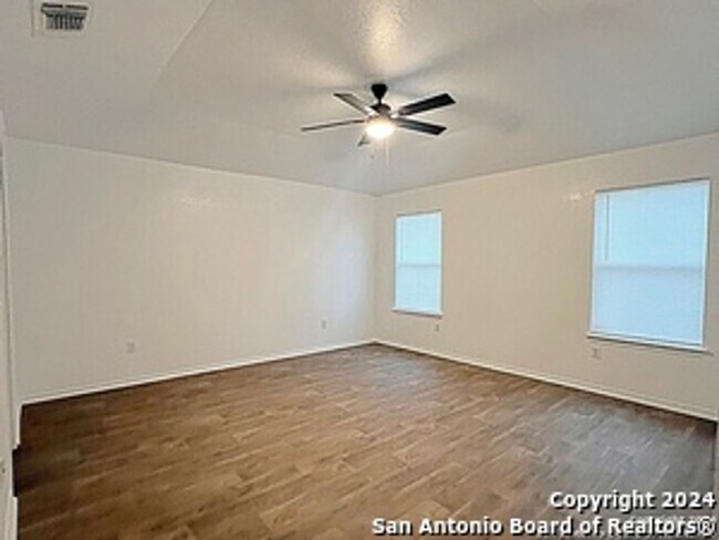 Building Photo - Spacious Floorplan in Laurel Mountain Ranch - Ready for Move in!