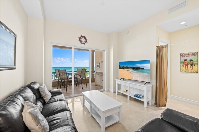 Building Photo - 4444 El Mar Dr