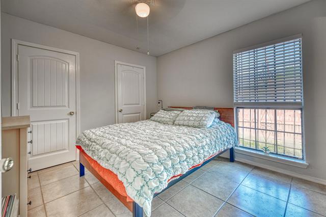 Building Photo - 3211 Wilbarger Dr
