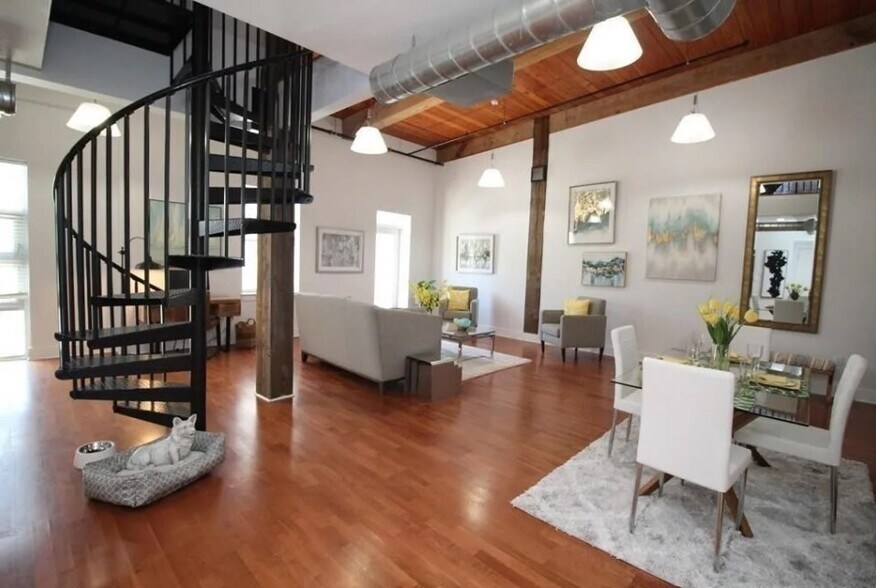 Building Photo - 4 Powder Mill Sq