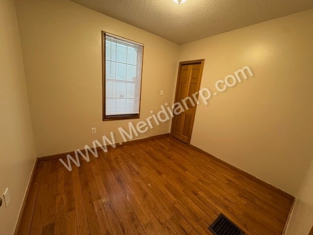 Building Photo - 3809 Barr St