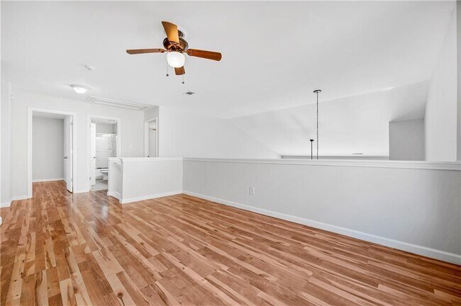 Building Photo - 2113 Worrall Hill Dr