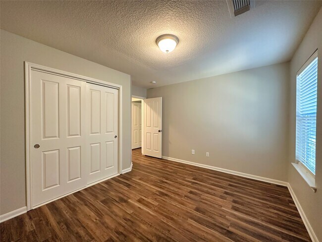 Building Photo - 59 N Flickering Sun Cir