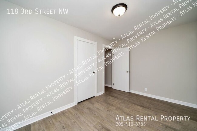 Building Photo - 118 3rd St NW