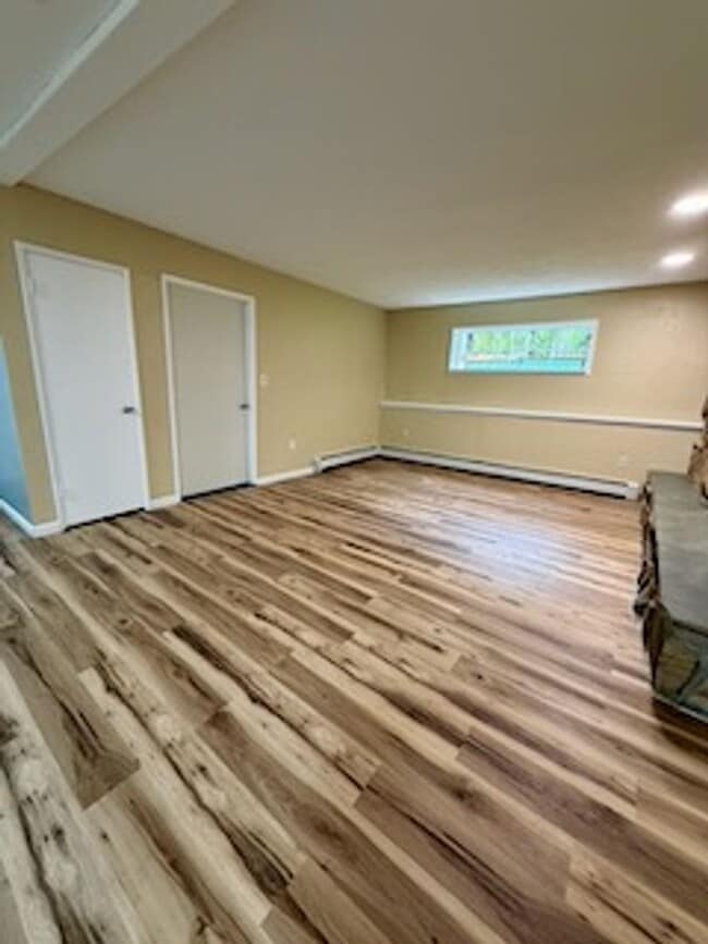 Building Photo - 544 Sandpiper Dr
